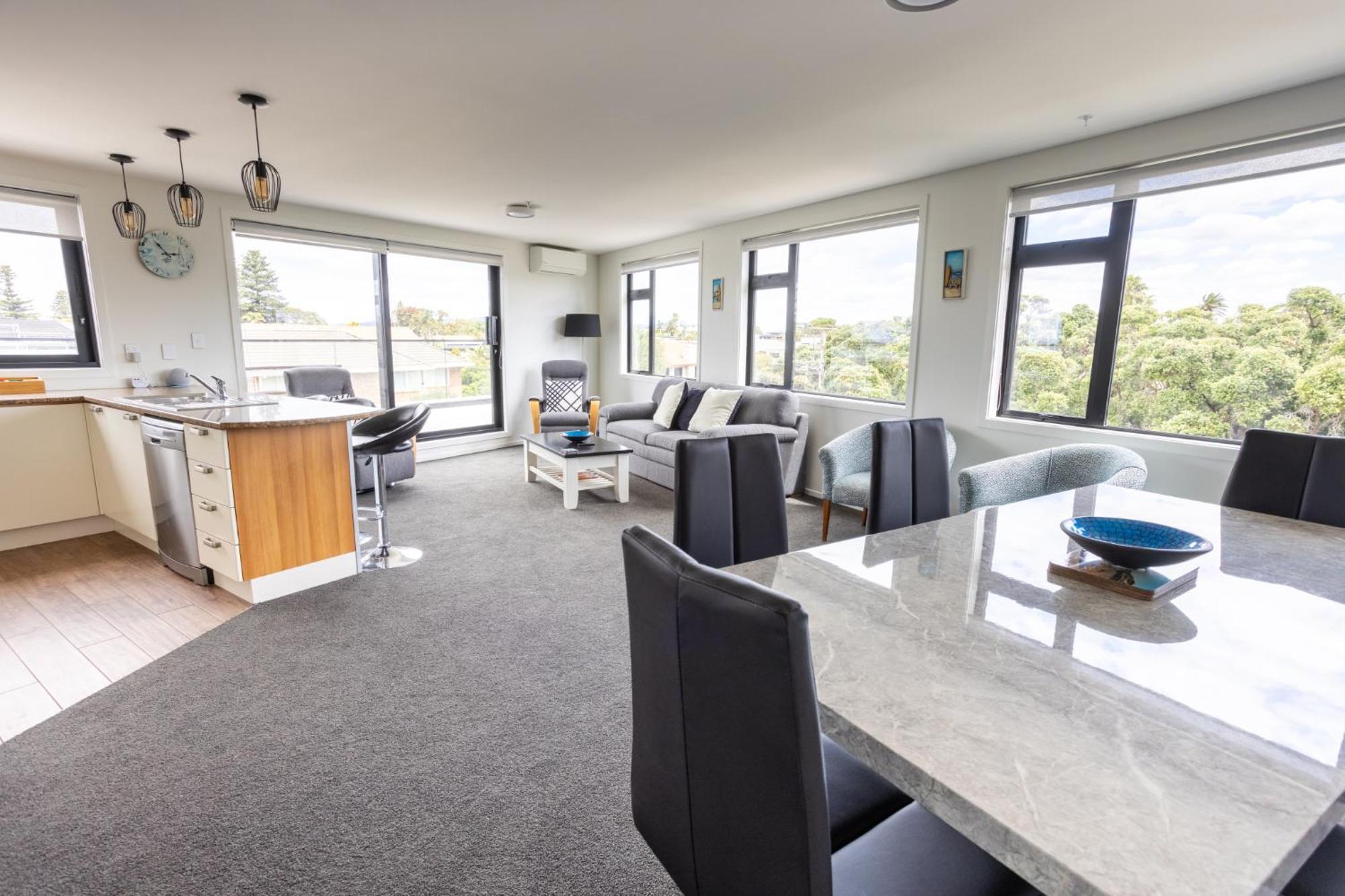 Belle Mer Beachfront Apartments - Self Serviced マウント・マウンガヌイ エクステリア 写真