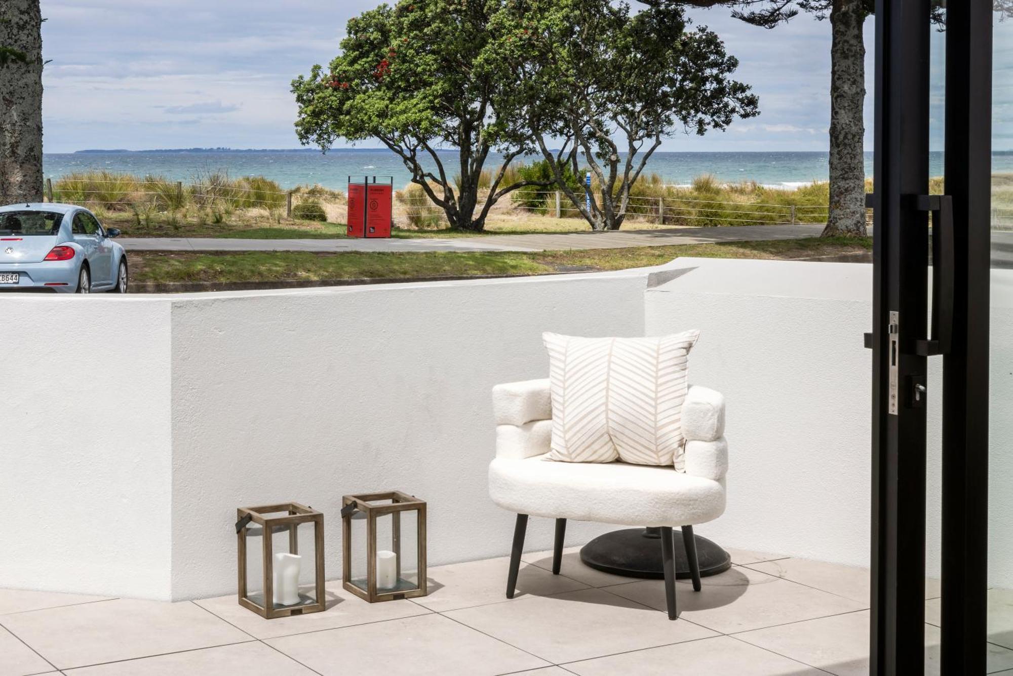 Belle Mer Beachfront Apartments - Self Serviced マウント・マウンガヌイ エクステリア 写真