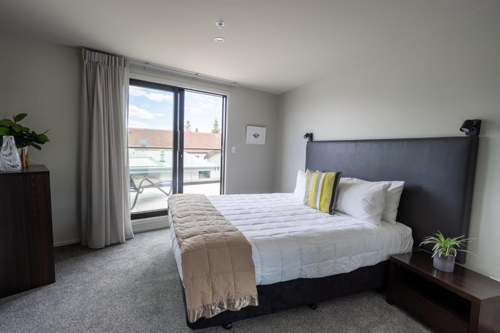 Belle Mer Beachfront Apartments - Self Serviced マウント・マウンガヌイ エクステリア 写真